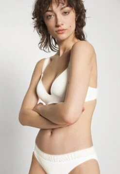 ESPRIT T-Shirt Bh - Off White -Esprit 02f98d16f0c54e6a87157e71802a2005