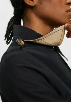 ESPRIT Kurzer Mit Gürtel - Trenchcoat - Black 13 ESPRIT Kurzer Mit Gürtel - Trenchcoat - Black -Esprit 035e711630ec420189d3fdcd67e636d9