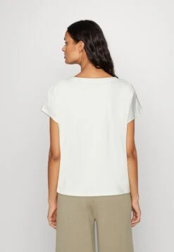 Edc By Esprit Pleat - T-Shirt Basic - Off-White -Esprit 04d3e0faa2024d4e98425b91be773914