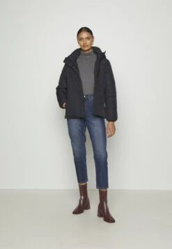 ESPRIT Sporty - Winterjas - Black 6 ESPRIT Sporty - Winterjas - Black -Esprit 0585dc57ad1040379b319f4347895737