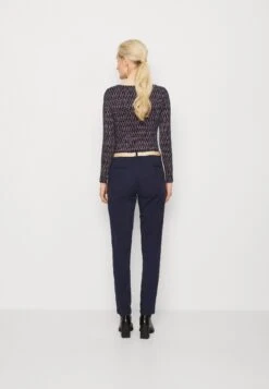 ESPRIT Twill Stretch - Chino - Navy -Esprit 08e616228b2347b1ad4f64531884a2fe