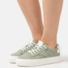 ESPRIT Sneakers Laag - Khaki Green