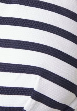 ESPRIT Hamptons Beach High Apex Bra Stripe - Bikinitop - Navy 5 ESPRIT Hamptons Beach High Apex Bra Stripe - Bikinitop - Navy -Esprit 0c8de703f7e84aaa9984184d2711b328