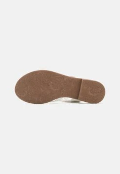 ESPRIT Teensandalen - White 10 ESPRIT Teensandalen - White -Esprit 0e89098dafe04a419daf713e8bd0f21b