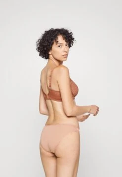 ESPRIT Modern Par The Tempting Fit Underwire Bra - Beugel Bh - Cinnamon -Esprit 14e6a9123f9748df88fcd574dff4379c