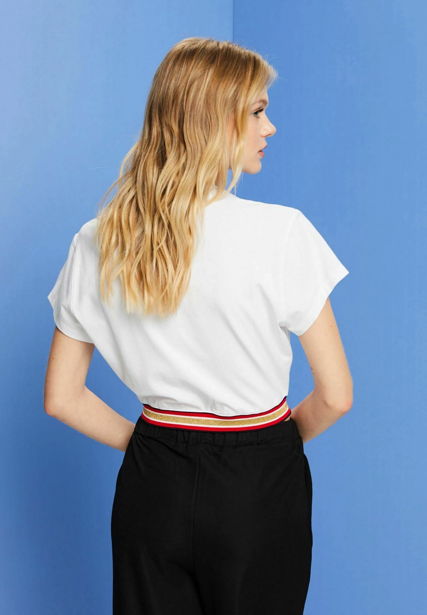 ESPRIT Cropped Mit Glitzer Detail - T-Shirt Print - White 8 ESPRIT Cropped Mit Glitzer Detail - T-Shirt Print - White - Afbeelding 8