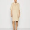 ESPRIT Zip Dress - Jerseyjurk - Sand