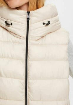 ESPRIT Ultra Light Vest - Bodywarmer - Cream Beige -Esprit 294d5d55023044efae4838d9a05b3244