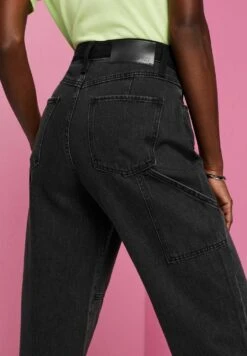 ESPRIT Relaxed Fit Jeans - Black Medium Washed -Esprit 33be3c24ceec4f98a301c37341f7e1a7