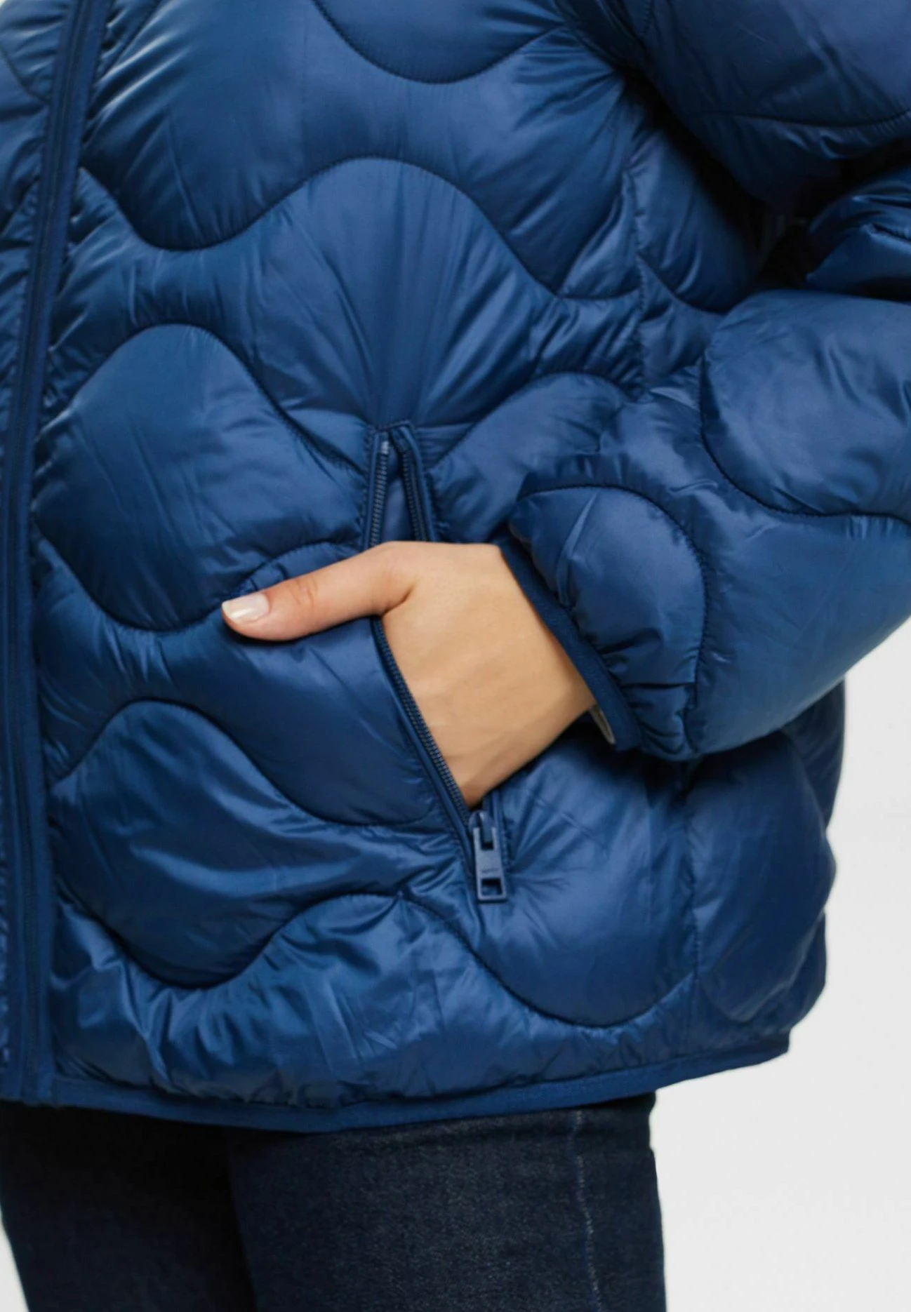 ESPRIT Recycelt Wandelbare Stepp Mit - Winterjas - Grey Blue 5 ESPRIT Recycelt Wandelbare Stepp Mit - Winterjas - Grey Blue - Afbeelding 5