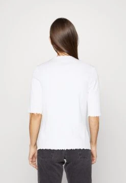 Edc By Esprit T-Shirt Print - Off White 8 Edc By Esprit T-Shirt Print - Off White -Esprit 3d54f60806e248d6b3863d84359b2e81