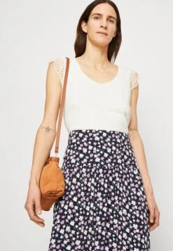 ESPRIT T-Shirt Print - Ice -Esprit 46c09a1b90e64caa9a0366abf997aa77