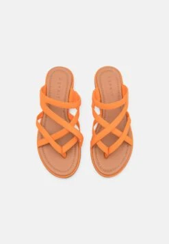 ESPRIT Teensandalen - Orange 11 ESPRIT Teensandalen - Orange -Esprit 4e84f863ac6045bdbf99df5255b63609