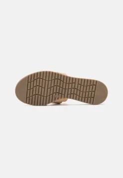 ESPRIT Slide - Muiltjes - Sand 10 ESPRIT Slide - Muiltjes - Sand -Esprit 5807a9dc00104c07b935331c54692737