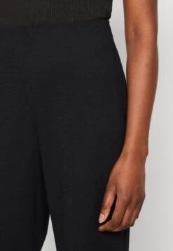 Edc By Esprit Culotte - Broek - Black 11 Edc By Esprit Culotte - Broek - Black -Esprit 6330e3ab7e4542d6bcfe3d92e4754b77