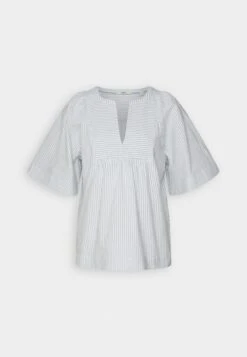 ESPRIT Blouse - T-Shirt Print - Light Blue Lavender 9 ESPRIT Blouse - T-Shirt Print - Light Blue Lavender -Esprit 78bc6d315855408fbe762ac63b6e387c