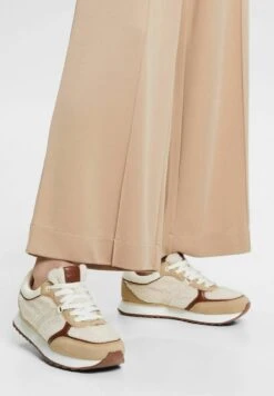 ESPRIT Sneakers Laag - Beige