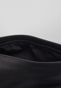 ESPRIT Handtas - Black -Esprit 8285b0206e2d462d8cbeaddc37f9ebc7