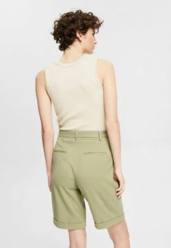 ESPRIT Mit Bundfalten - Shorts - Light Khaki -Esprit 8bf67a8b35ce431daabd047f23a5fbce