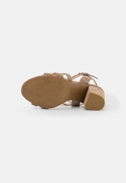 ESPRIT Sandalen Met Hoge Hak - Sand 10 ESPRIT Sandalen Met Hoge Hak - Sand -Esprit 918d277721be4a0aaa268bad1216dda7