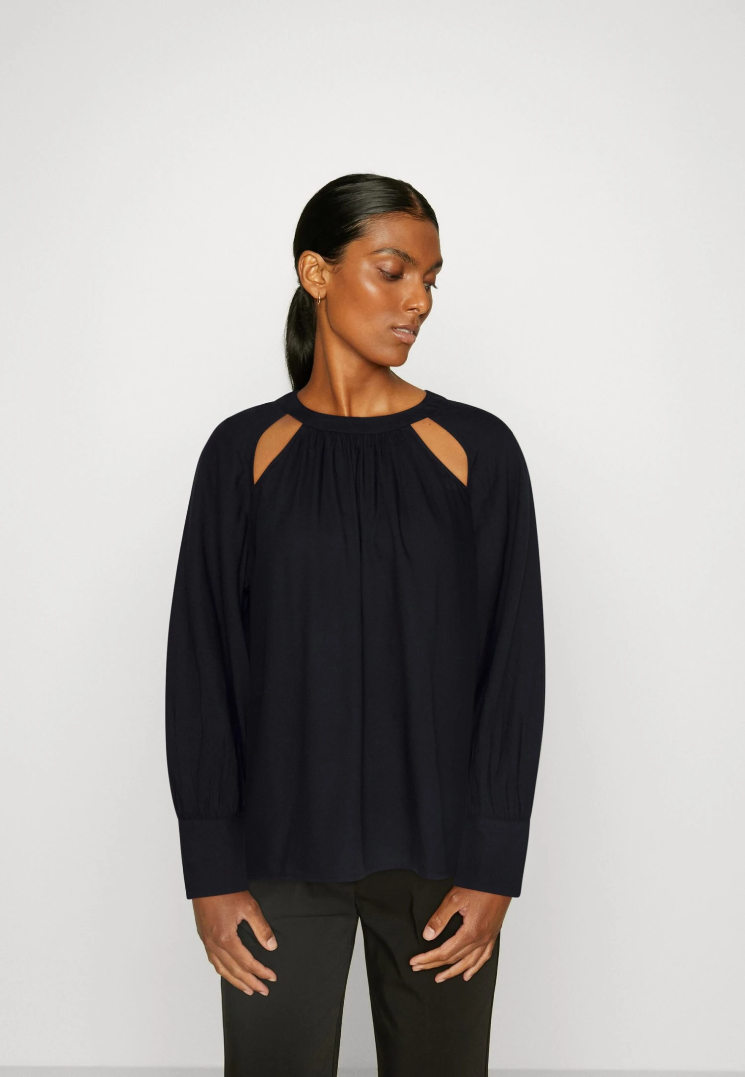 ESPRIT Cutout - Blouse - Black 1 ESPRIT Cutout - Blouse - Black