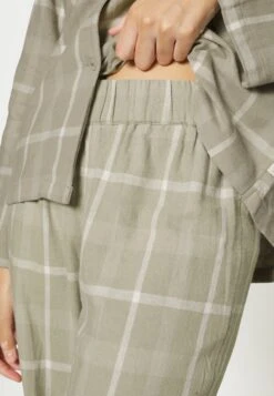 ESPRIT Flannel Check - Pyjama - Light Khaki -Esprit 999c82df9a5f4be8a4a0e3f573cf0ad9
