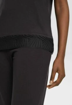 ESPRIT Mit Spitze Lenzing™ Ecovero™ - Pyjama - Black -Esprit 9ca63dacc00948a2971615db1ca18a4b