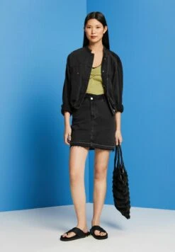 Edc By Esprit T-Shirt Basic - Pistachio Green -Esprit b5a1e235fa71432a85460f5bc8618857