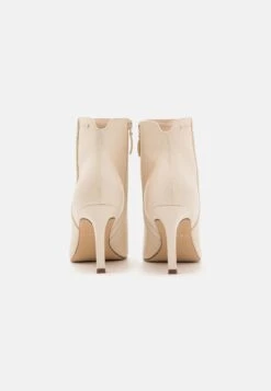 ESPRIT Bridal Bootie - Korte Laarzen - Ivory -Esprit be4612c5b95b4a349986eef1a5a1a155