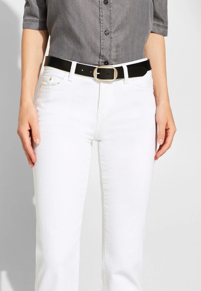 ESPRIT Mit Vintage-Schnalle, Aus Leder - Riem - Black 1 ESPRIT Mit Vintage-Schnalle, Aus Leder - Riem - Black