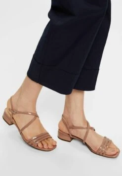 ESPRIT Mit Blockabsatz - Sandalen - Beige