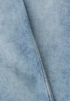 Edc By Esprit Slim Fit Jeans - Blue Light Washed -Esprit f0652ce114534ea3a6dbe1b0596f2c15