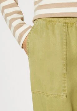 Edc By Esprit Trainingsbroek - Pistachio Green -Esprit f76d7610e2fb4e67a8bd1ce65d0f0498
