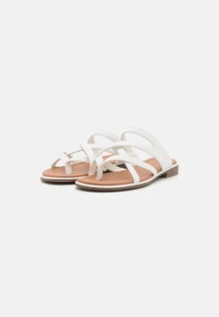 ESPRIT Teensandalen - White 8 ESPRIT Teensandalen - White -Esprit f7e377c8165c407f96efc17fa7c3bec6