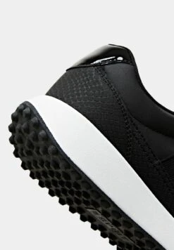 ESPRIT Sneakers Laag - Black -Esprit fa13561ef432431185ec523216173606